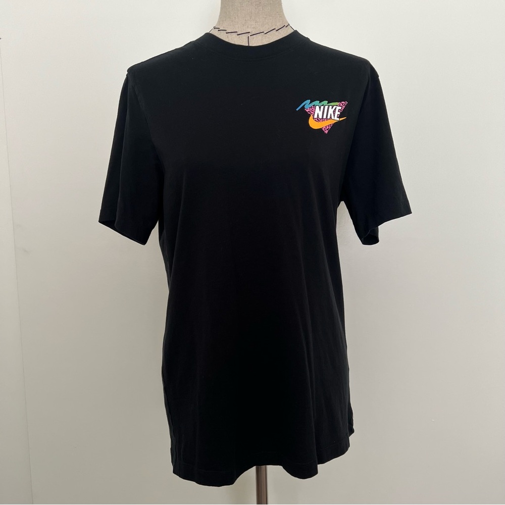 Nike pug t shirt